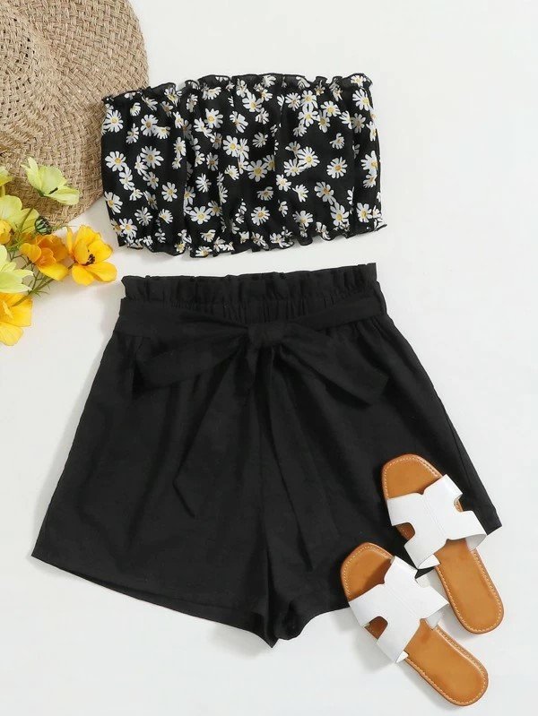 Cute Daisy Print Crop Tube Top and Matching Black Paperbag Waist Belted Shorts Set. This black two piece set with a wonder daisy print tube top and matching black paperbag belted shorts.